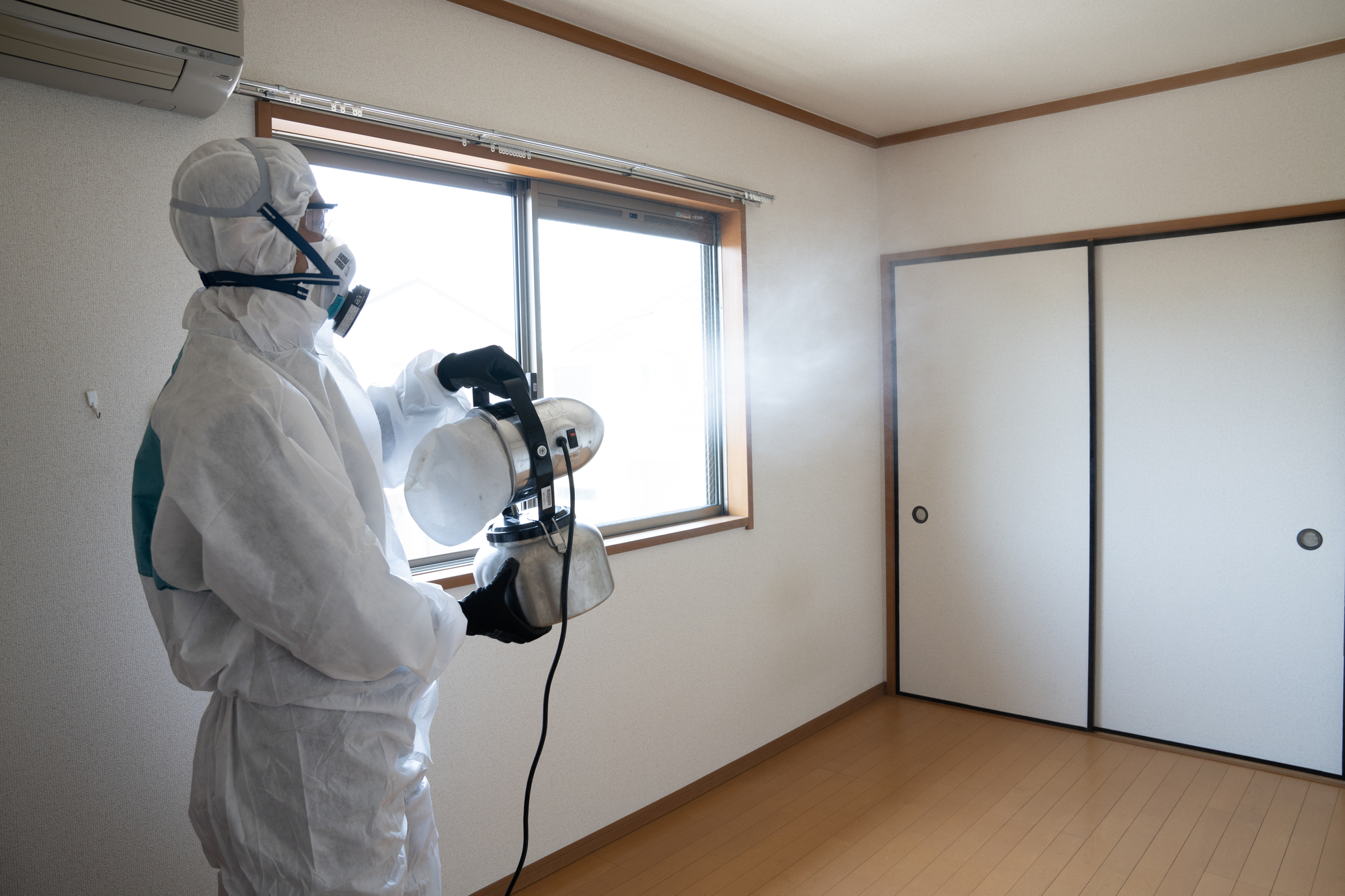 ＜1年保証＞独自の消臭技術を活かした特殊清掃の写真